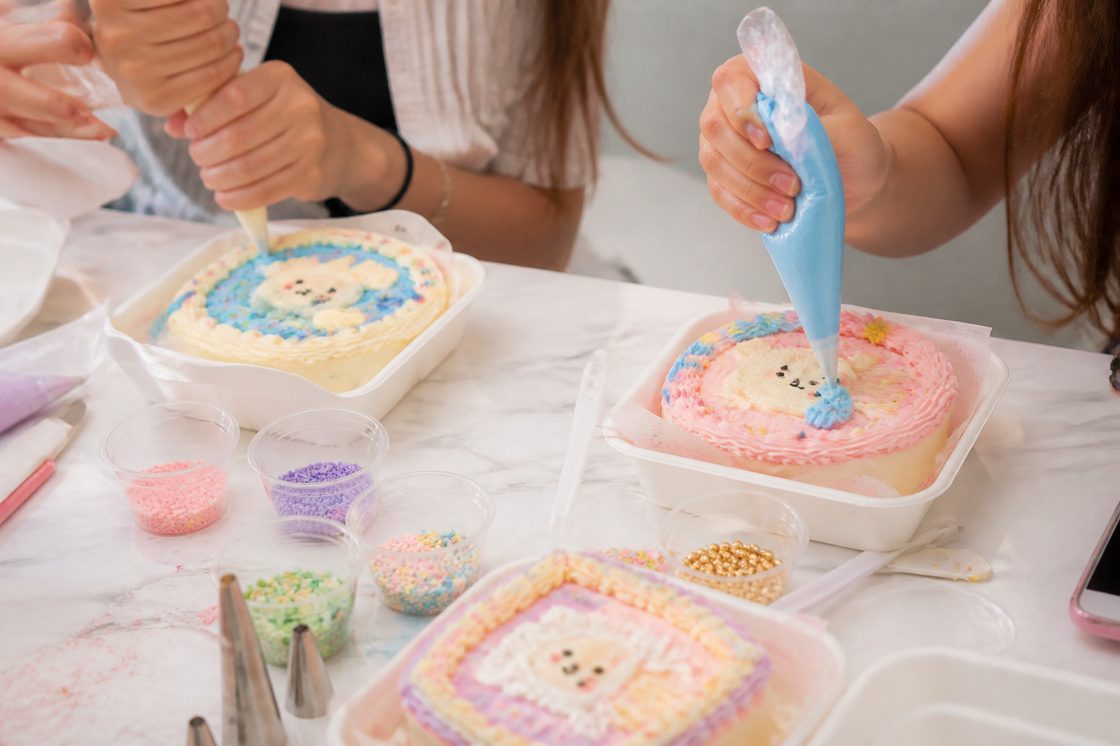 Bento cake decorating class