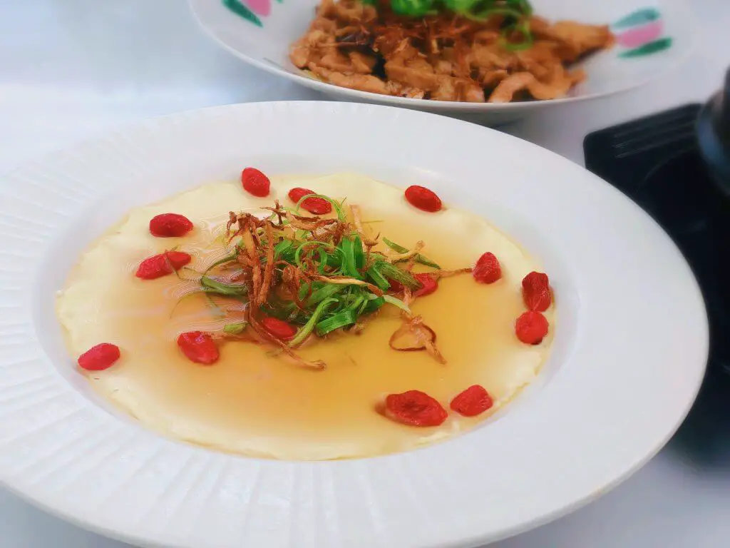 Chinese Steamed Egg with Wolfberries Sauce
