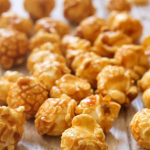 Caramel Popcorn